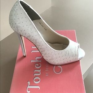 Beautiful white shoes